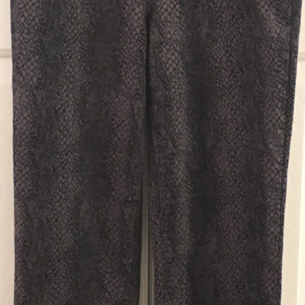 Jones New York Lexington Straight Jeans - Picture 4 of 8
